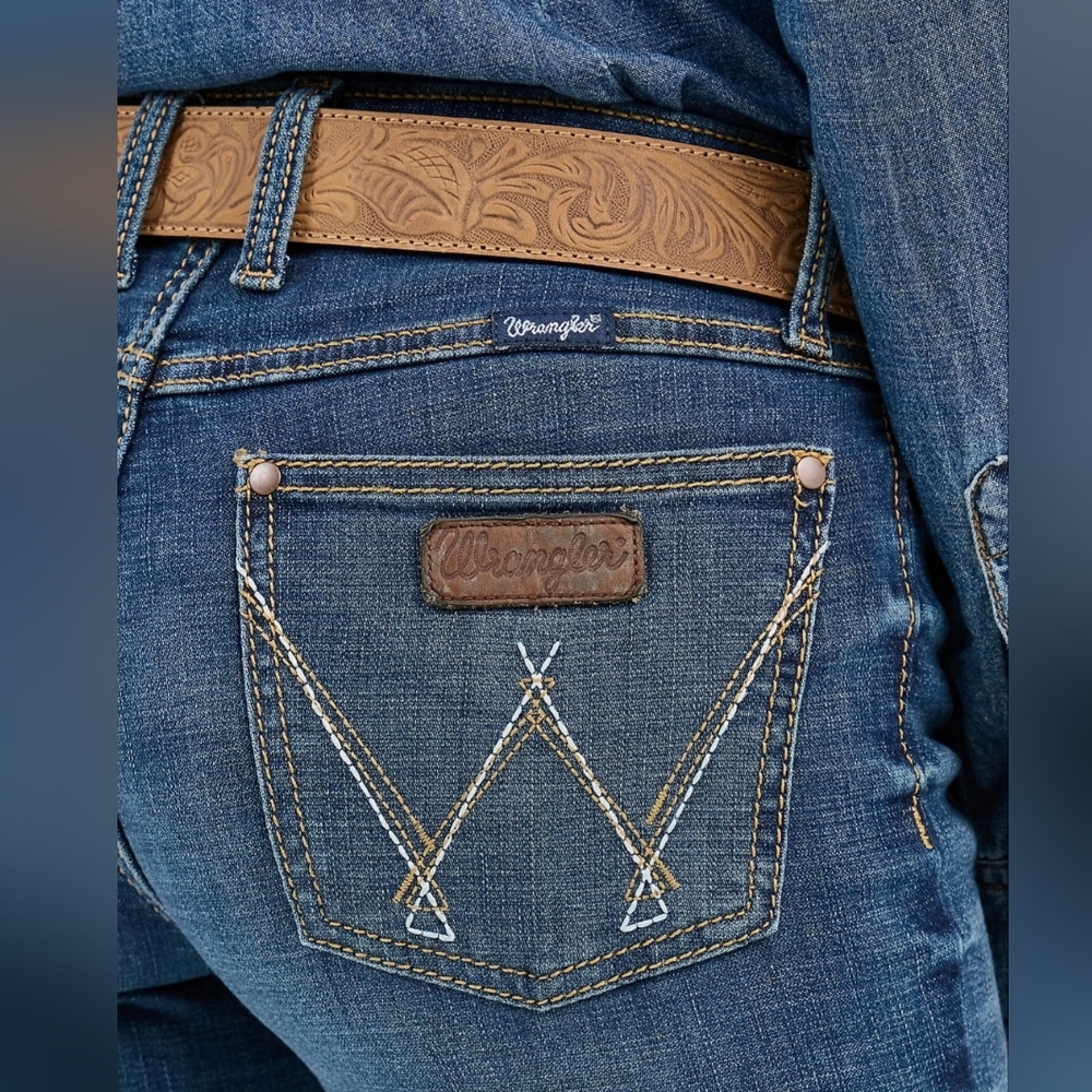Women's Wrangler Retro Mae Mid Rise Bootcut Jean 29x30 | MS Wash - Picture 12 of 14